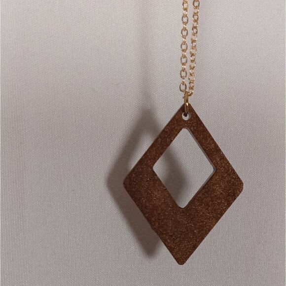 CLEARANCE-  Brown diamond resin pendent - Picture 1 of 5